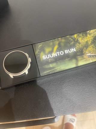 Reloj Suunto Run Plata y Blanco