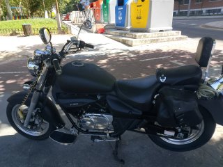 Hyosung Aquila 125 GV Negra