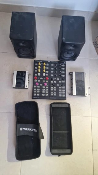 2x Traktor X1 + 2x Tarjetas Sonido Audio