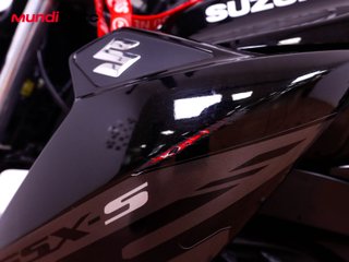 SUZUKI GSX-S 125