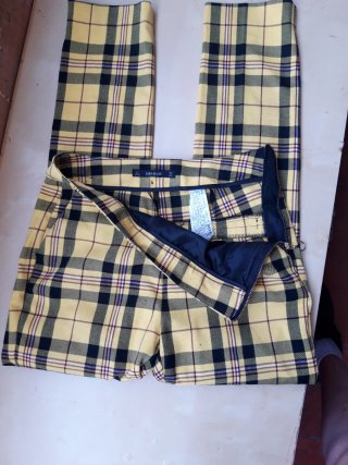 Pantalón de cuadros Zara Mujer