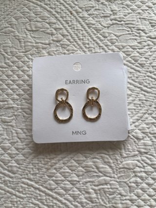 Pendientes dorados