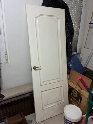 Puerta segunda mano.