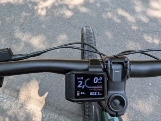 Bici elettrica verde