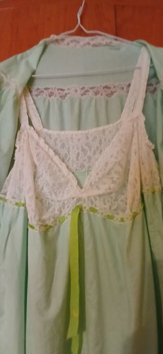 Set vintage camicia da notte e vestaglia verde pastello