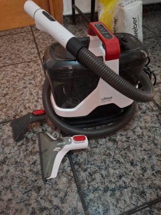 Aspiradora de tapiceria