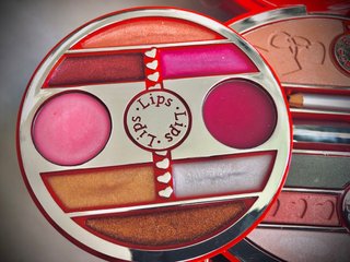 Pupa vintage a forma di borsetta mod.Vanity Roses