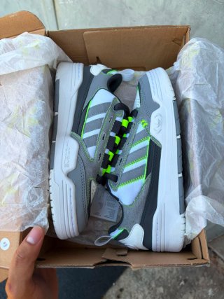 Adidas Adi 2000