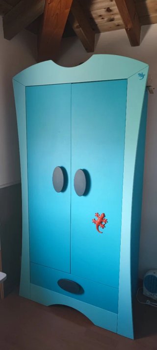 Armario infantil azul Ikea Mammut