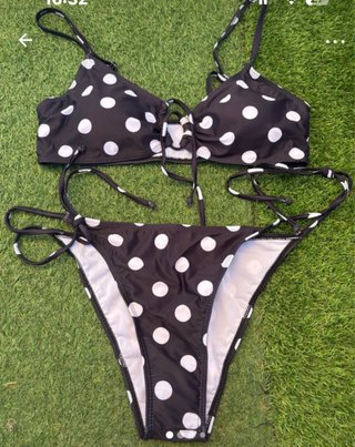 Bikini lunares negro y blanco Talla M
