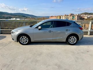 Mazda 3 2016