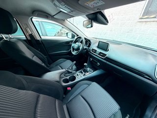 Mazda 3 2016