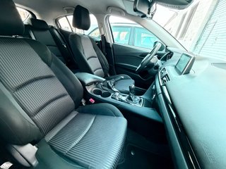 Mazda 3 2016