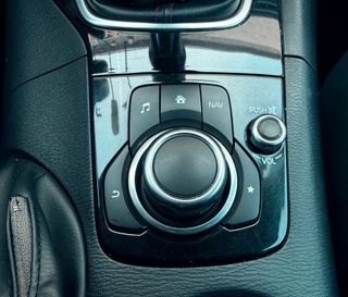 Mazda 3 2016