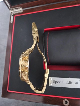 Reloj Jaguar Special Edition Dorado