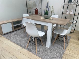 Mesa extensible nórdica con 4 sillas