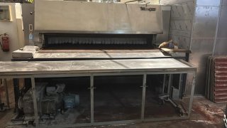 Horno de túnel industrial con cinta