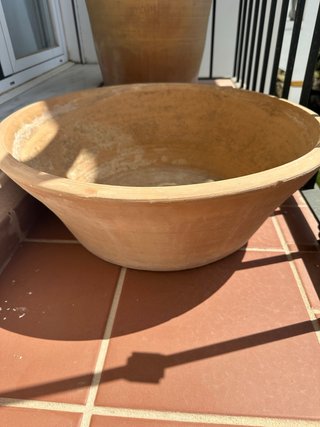 Macetero de barro grande