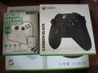 Xbox Series S 512GB SSD+mando extra+base carga