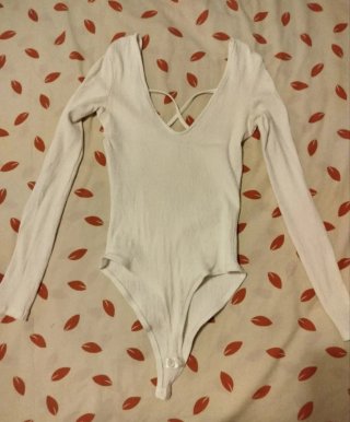 Lote camisón negro encaje y body punto blanco