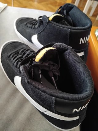 Sneakers Nike nere da uomo con stivaletto