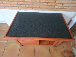 Casa para perros o gatos de madera