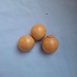 Lote 10 tiradores madera variados