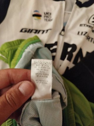 Maillot Ciclismo Kern Pharma