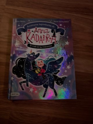 Anna Kadabra. Aventuras legendarias 1. El valle...