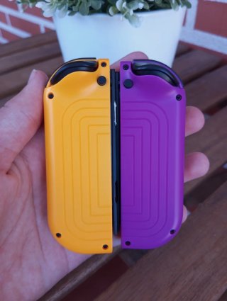Joy-Con viola e arancione per Switch