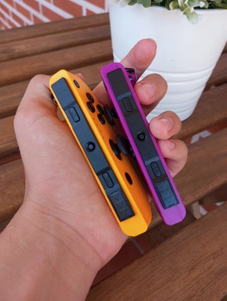 Joy-Con viola e arancione per Switch