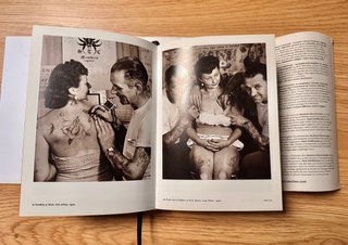Taschen. 1000 Tattoos. Libro historia del tatuaje.