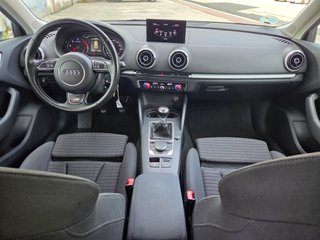 AUDI A3 2.0TDI S-LINE 150cv