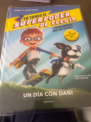Un día con Dani (9 historias en 1) / What Shoul...