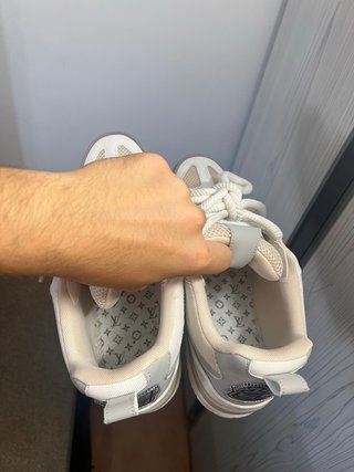 Louis Vuitton LV Skate Zapatillas Grises Blancas