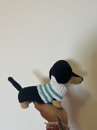 Perro salchicha amigurumi tejido