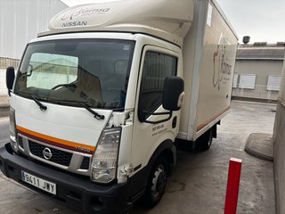 Camion nissan cabstar 2017