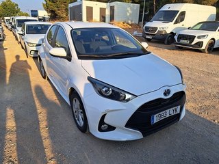 Toyota Yaris 120H Business Plus 85 kW (116 CV)