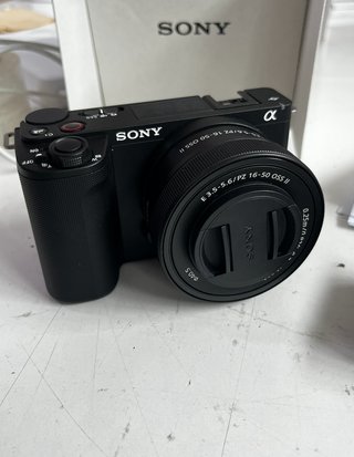 Cámara Sony ZV-E10 II + Objetivo 16-50mm