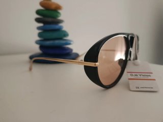 Gafas O.M Vision Negro y Dorado