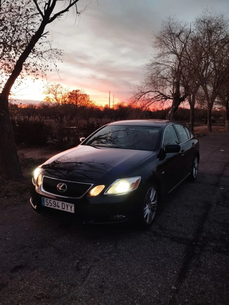 Lexus GS H 450 President 350CV ECO  V6 Trasera 350 - foto 1