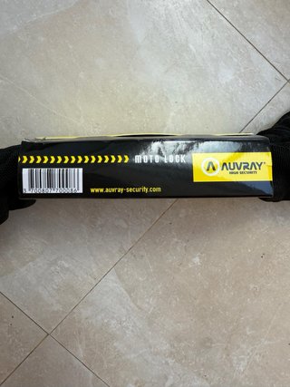 Cadena de seguridad para la moto marca AUVRAY