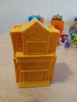 Lote 40 figuras Zomlings