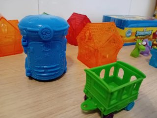 Lote 40 figuras Zomlings