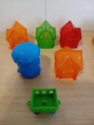 Lote 40 figuras Zomlings