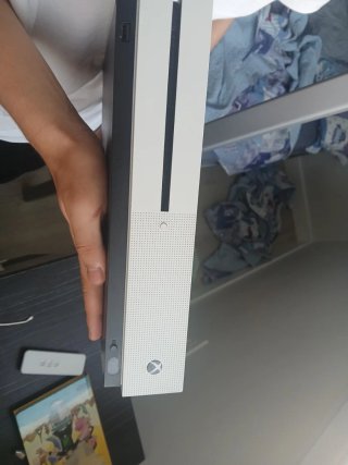Xbox One S 1TB Bianca