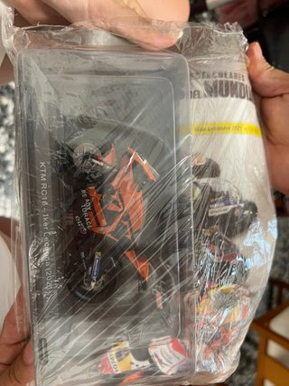 Maqueta KTM RC16 Iker Lecuona 1/18