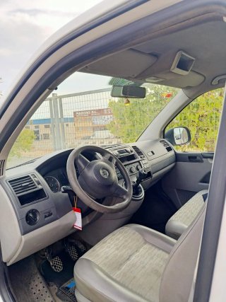 Volkswagen Transporter T5 2012