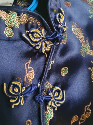 Camisa china azul y dorada años 90