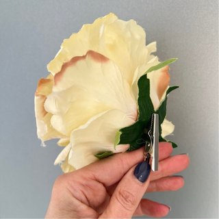 Flor flamenca beige